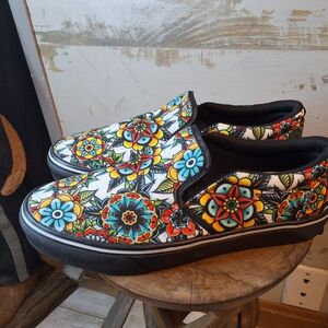 Brand New RAAD SHOP Colorful Womans Slip Ons 8W